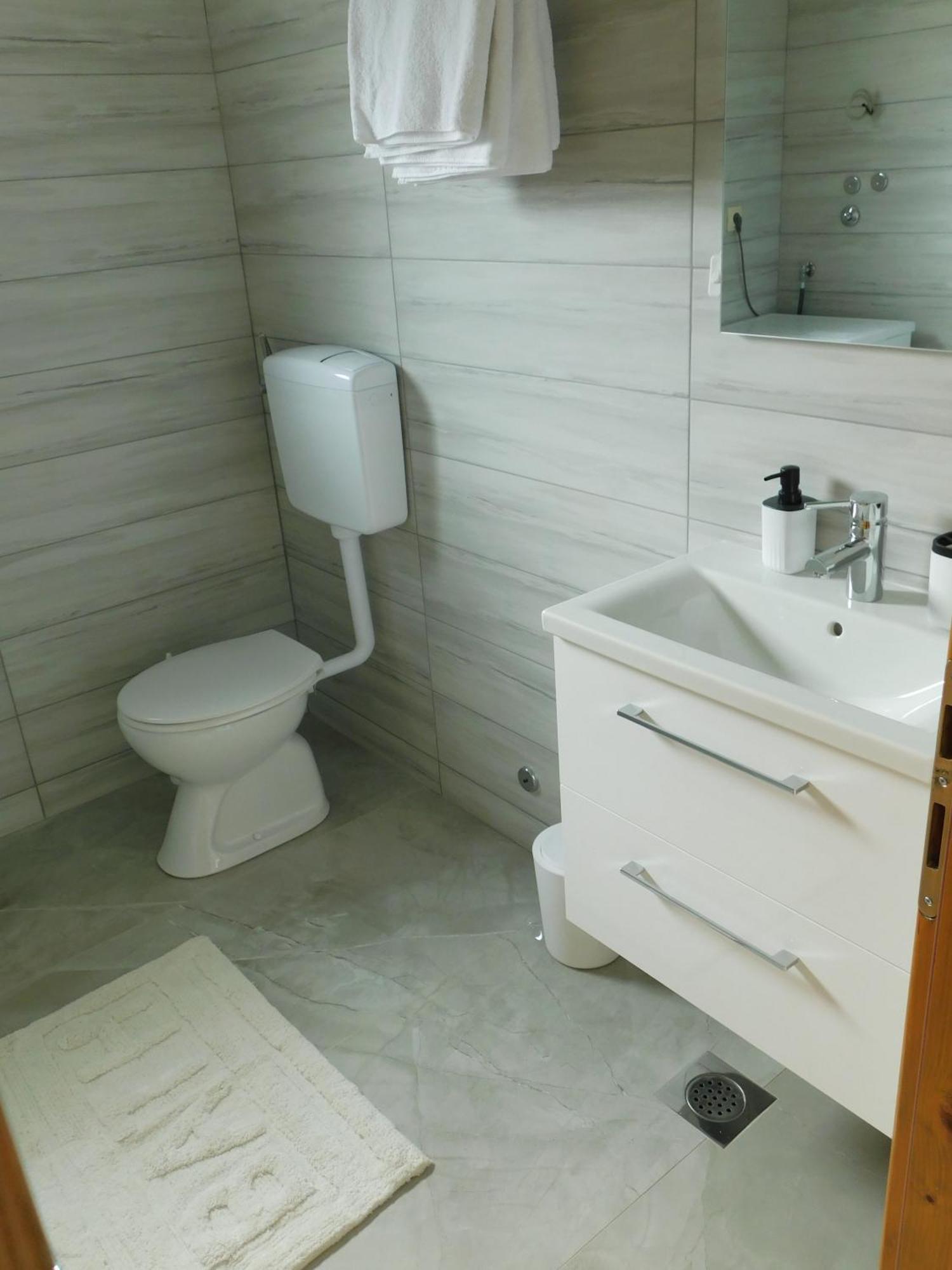 Apartman Nativis Otočac Екстериор снимка